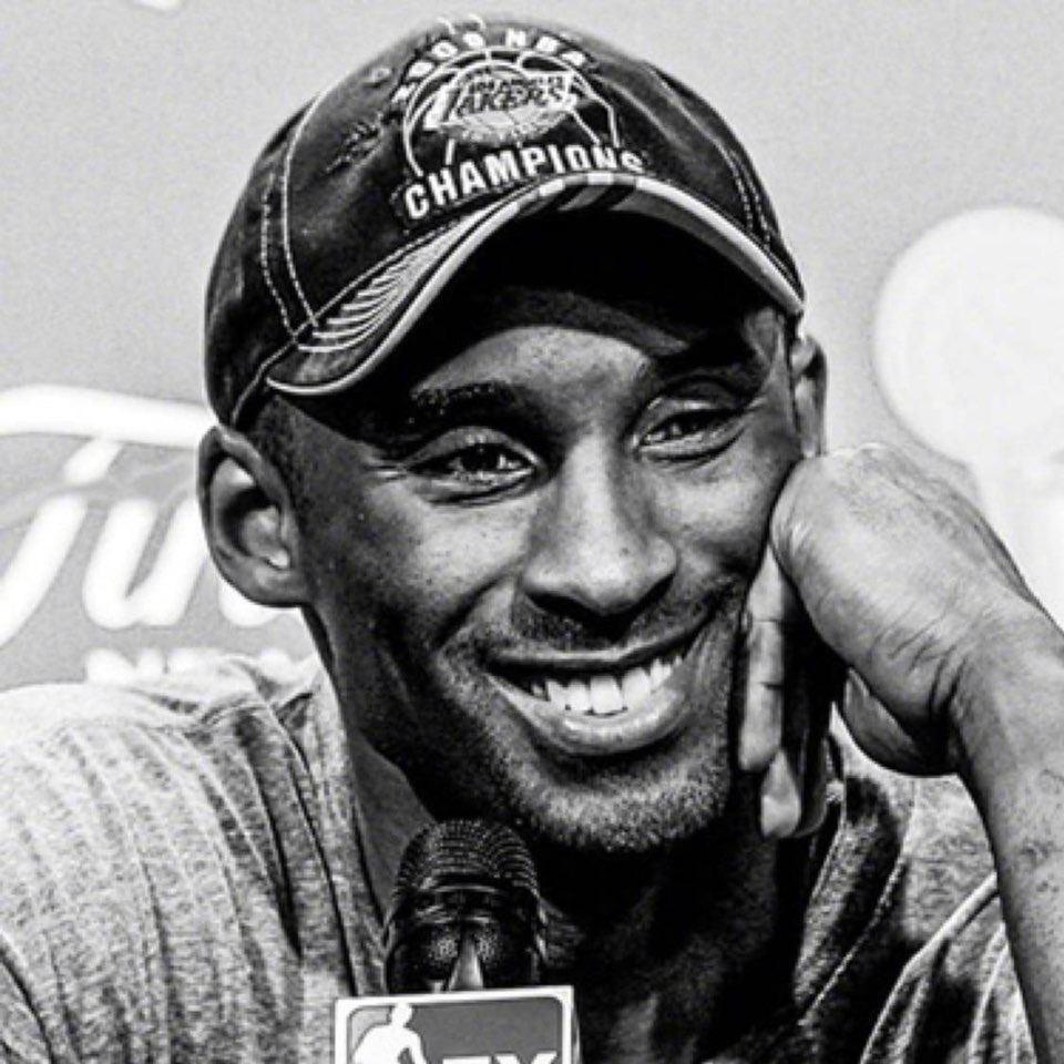 科比坠机事故初步报告:未发现引擎失灵证据 据美联社等媒体报道,当地