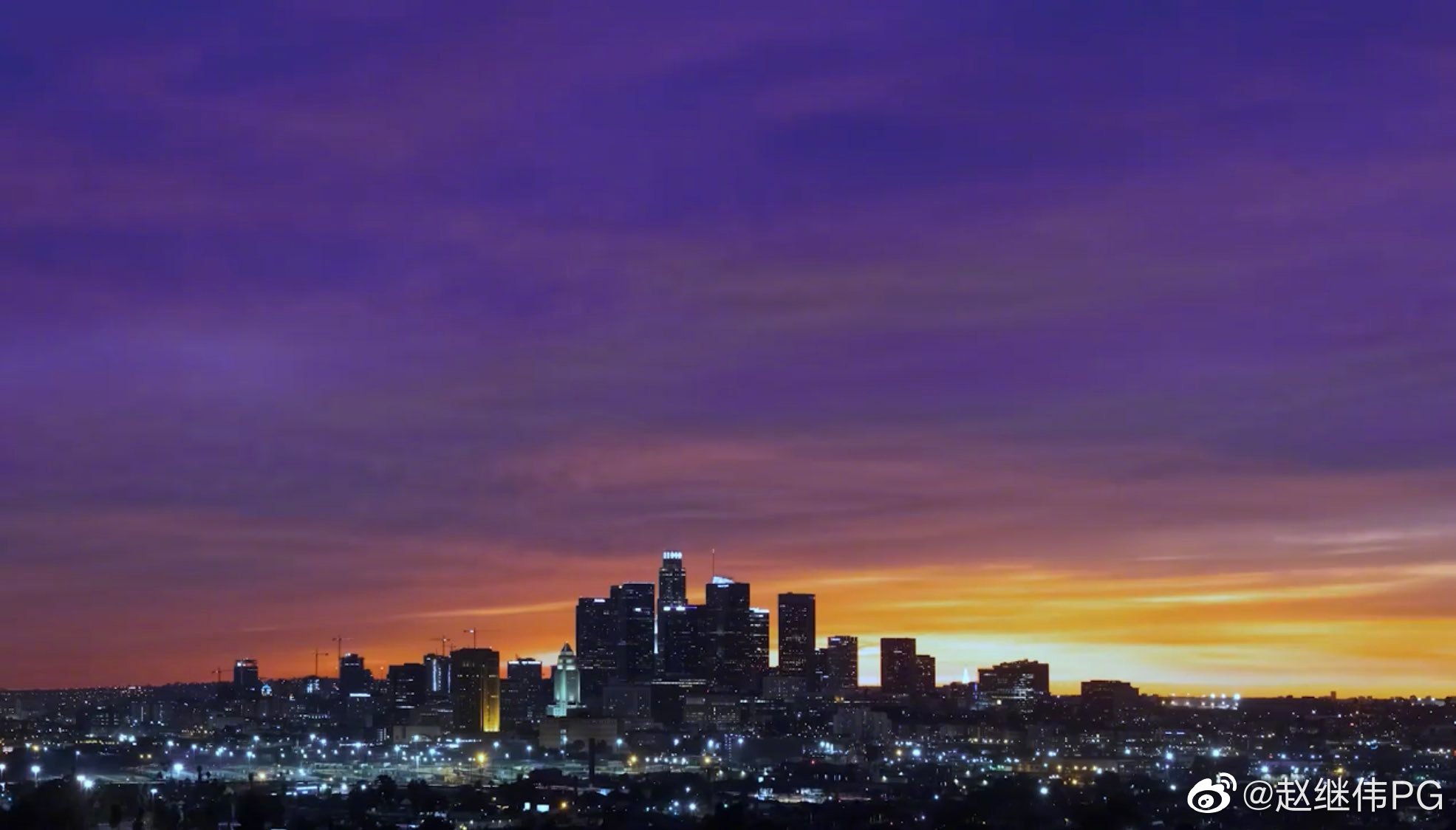 洛杉矶晚霞紫金色图片