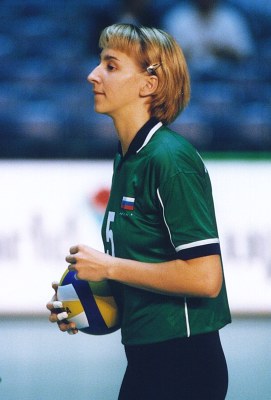 一组珍贵照片记录俄罗斯传奇球星那些青葱岁月_中国女排社区_腾讯