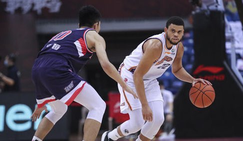 辽篮不敌山西 遭遇赛季首败|CBA积分榜更新，广东广厦4连胜领跑，辽篮首败仅剩宁波0胜